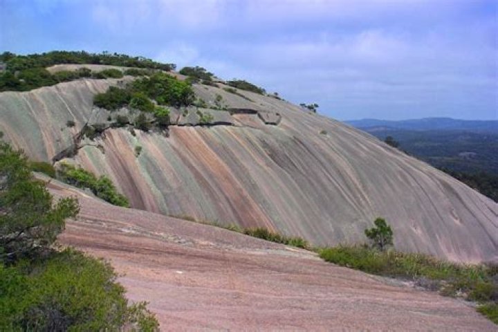 Discover The Hidden Gem Of Big Belly's Point Of Rocks