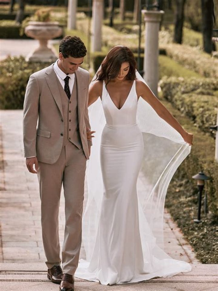 Discover Your Dream Paige Wedding Dress: Find The Perfect Match For Your Special Day