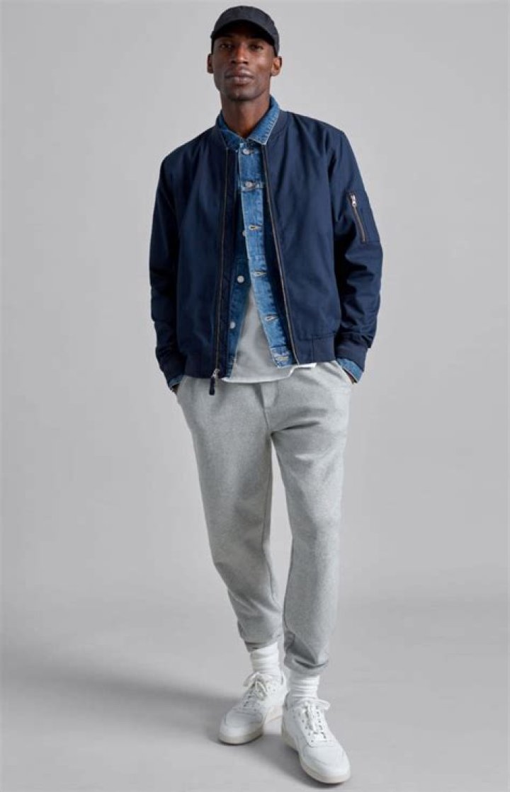 Essential Joggers And Bomber Jackets: Complete Your Street Style