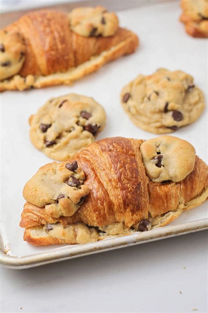 Irresistible Croissant And Chocolate Chip Cookie Dough Creation