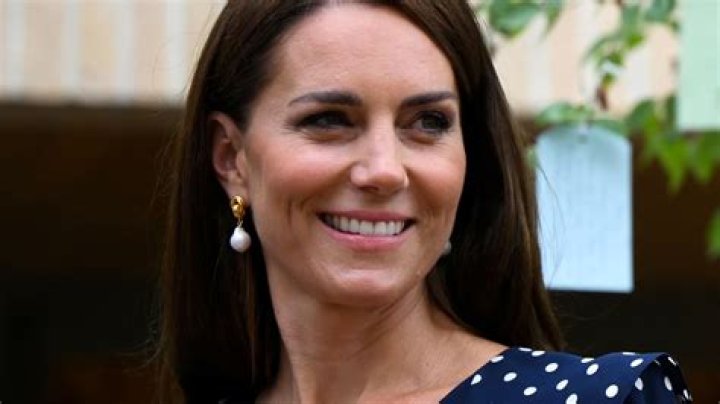 Kate Middleton's Dazzling Drop Pearl Earrings Steal The Show