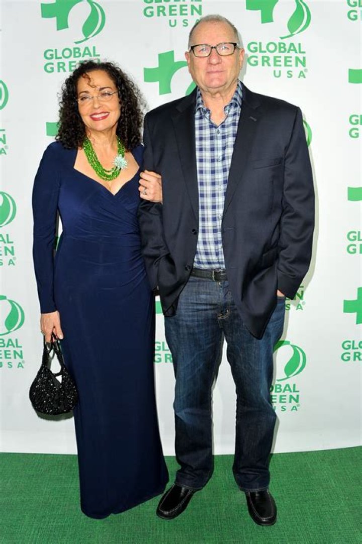 Meet Ed O'Neill's Wife: Know Her Life Beyond The Spotlight