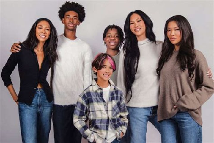 Meet The Father Of Kimora Lee Simmons: The Man Behind The Icon