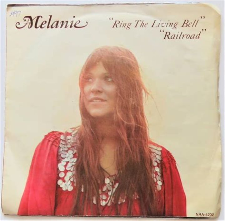Melanie Safka's Net Worth: Inside The Fortune Of The Iconic Singer