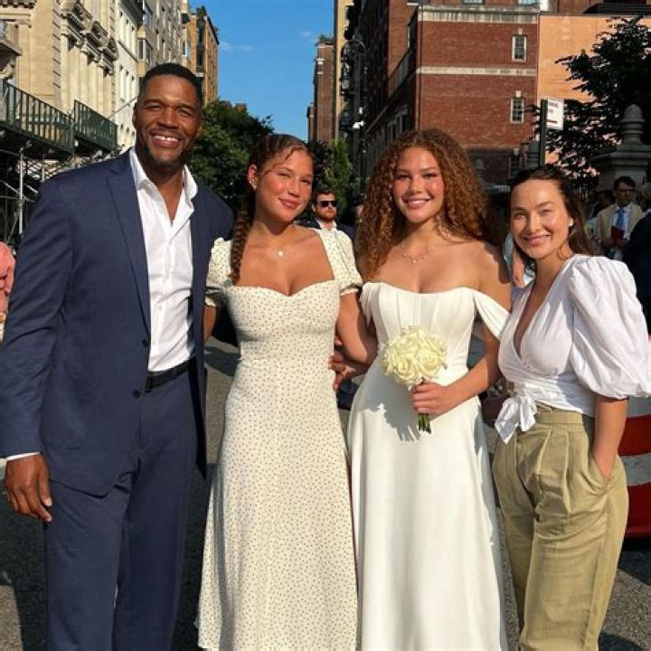Scintillating Snapshots Of Michael Strahan And Kayla Quick