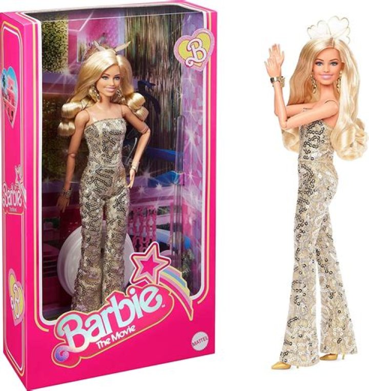 The Perfect Peaches And Cream Look Of Margot Robbie's Barbie