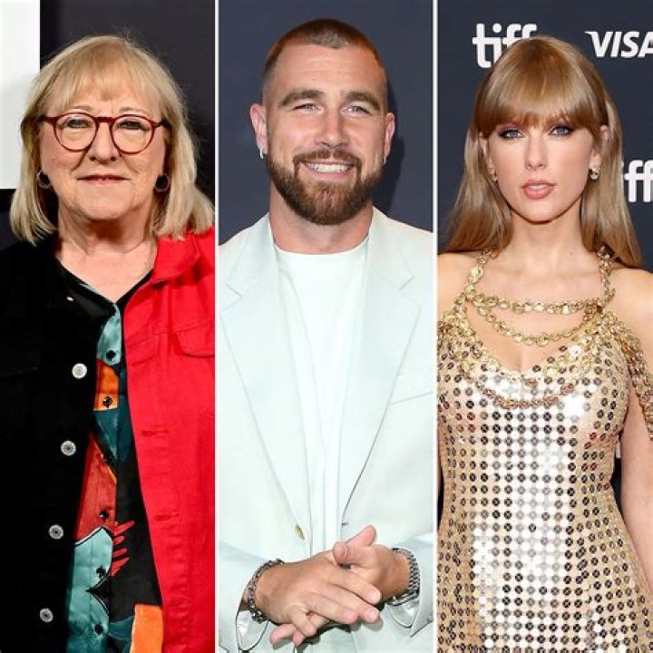 The Truth Behind Taylor Swift's Parents' Relationship