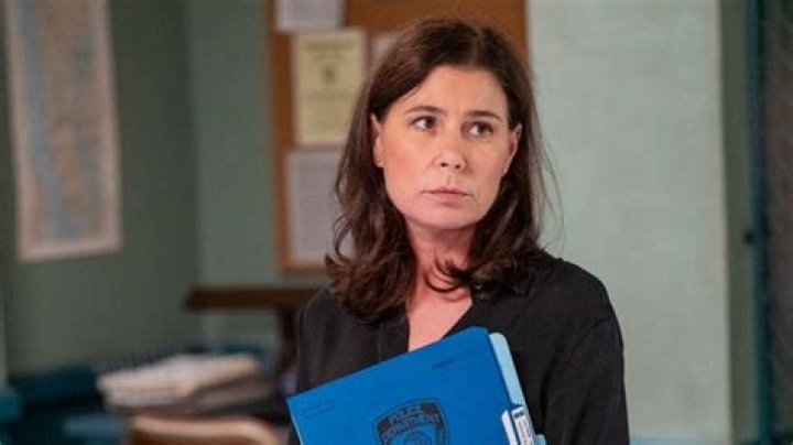 Uncover The Mystery: How Old Is Maura Tierney?