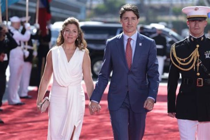 Unveiling Justin Trudeau's Net Worth In 2015: A Deep Dive