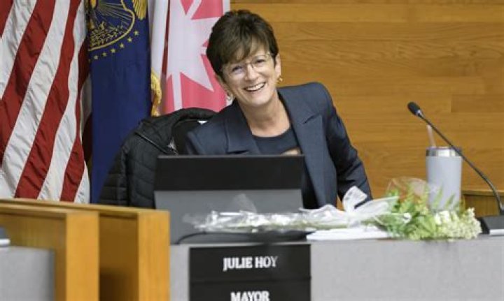 Unveiling The Trailblazing Journey Of Salem's Mayor, Julie Lebiedzinski